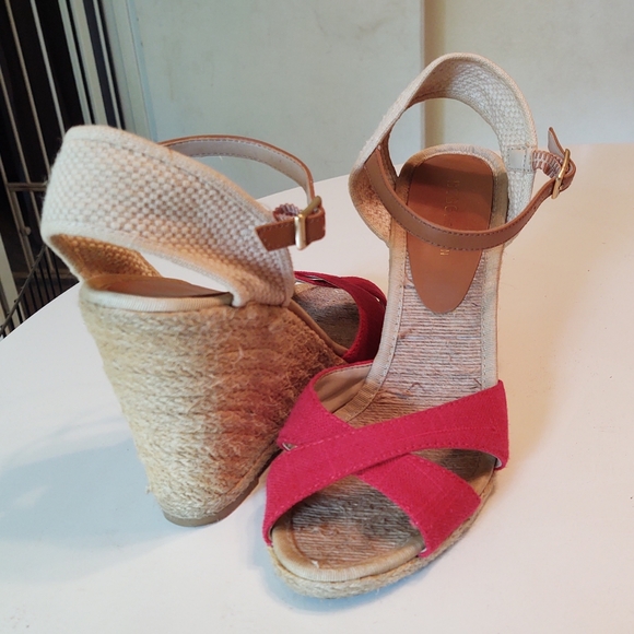 BCBG roap wedges - Picture 2 of 4